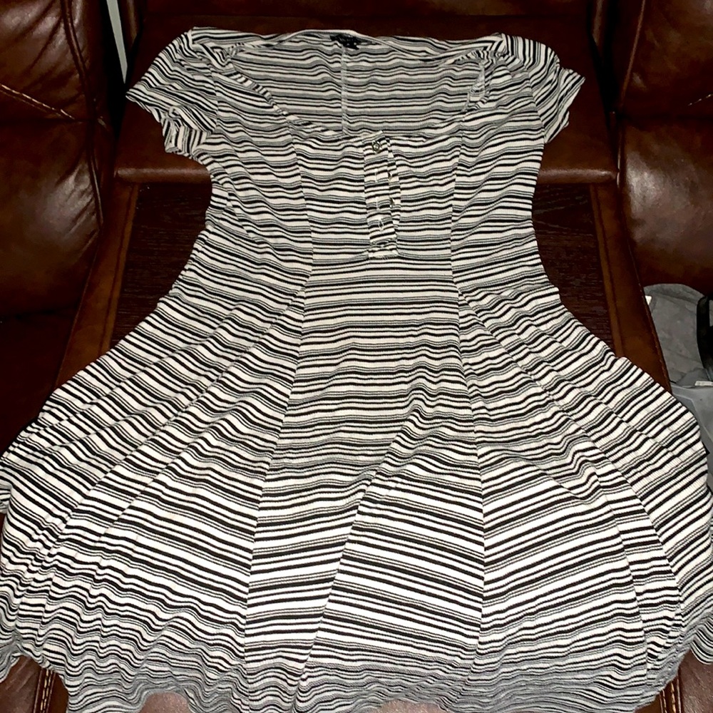 Black and white strip dress by -Signature I Studio